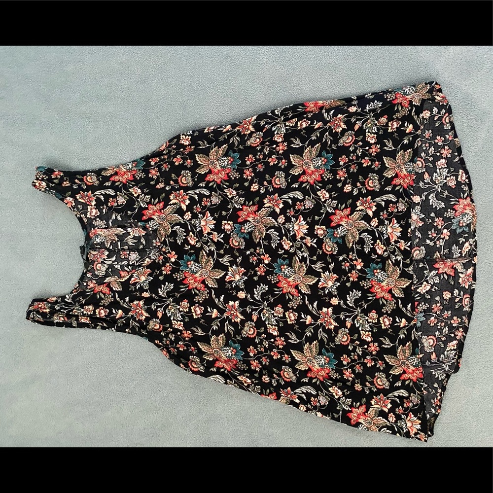 Floral tank